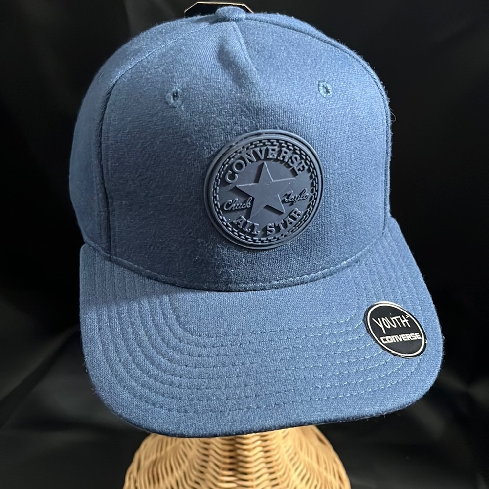 CONVERSE | NAVY BLUE | YOUTH 8/20 | 
SNAPBACK HAT | NWT